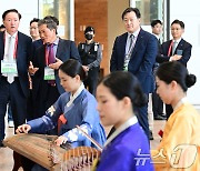 인천공항 4단계 운영준비 점검 현장 찾은 이학재·우기홍 사장