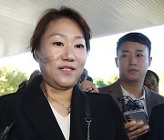 檢, ‘공천개입’ 의혹 강혜경 소환…이틀 연속 조사 중