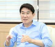 “둘리-월리 등 캐릭터 뛰노는 동화 같은 페스티벌 만들 것”