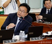 "법관 출신 주제에" 발언 논란 김우영에…이재명 "엄중 경고"