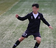 '송종국 子' 송지욱, 아빠 이어 축구선수 꿈꾸는 근황[★핫픽]