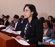 업무보고 하는 신영숙 여가부 차관