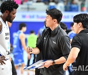 프로농구 삼성 김효범 감독, 'KBL 비방 행위'로 제재금 70만원