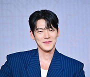 '신민아♥' 김우빈, 9년 열애 비결있었네 "애정 표현+하트 사용多" [순간포착]