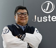 “세상에 없던 반도체 장비 개발···생존 힘든 소부장서 살아남았죠”[CEO&STORY]