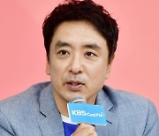 김승우, '망원동 브라더스'로 첫 장편 드라마 연출 데뷔 [공식]