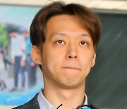 "급여 6억 안 줘"…박유천-전 매니저 손배소 오늘(30일) 선고