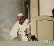 APTOPIX Vatican Pope