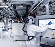 "자체 생산부터 재활용까지"..전기차 배터리에도 벤츠 DNA 입힌다