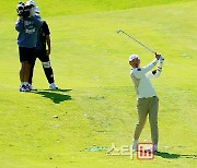 [포토] 조우영 '핀을 향해 날린다'