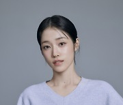 ‘청설’ 노윤서 “‘청순 사슴상’ 홍경, 키스신 파들파들 떨어” [인터뷰②]