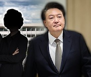 교사들까지 '尹 훈장' 거부‥"대통령으로 인정 못 해"