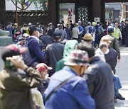 “비싼 요양원만 남는다” 요양업계 발칵…보험업계 “소비자 요구 충족”