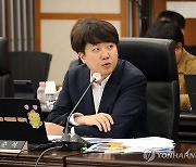 이준석 "명태균, 김영선 공천 부탁...원칙만 설명해줘"