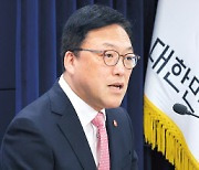 “지배구조 우수기업 감사인 지정, 면제보다 유예 검토”