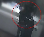 두 살 아이 있는데 고3 제자와 애정행각…"속옷서 체액까지" 충격