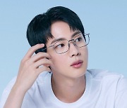 역시 '美의 남신'! 방탄소년단 진 라네즈 크림스킨 日 큐텐 전체 카테고리 판매 랭킹 1위