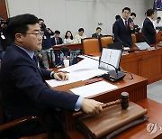 운영위 등 3개 상임위 국감…김건희·이재명 공방 계속될듯