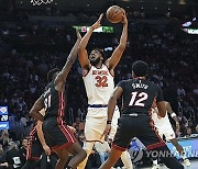 Knicks Heat Basketball