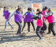 평사리들판서 짚풀공 슈팅…내달 23일 '하동 논두렁축구대회'