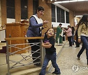 Heartland Migrants-Churches-Photo Essay