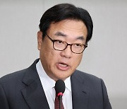 정진석 “윤-명 통화녹음, 정치적·법적으로 문제 없다”