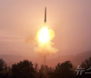 북한, 신형 ICBM '화성-19형' 공개…"최종완결판 ICBM" 주장