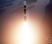 北, 신형 ICBM '화성-19형' 공개…"최종완결판"