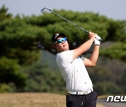 김민준, KPGA 동아회원권그룹 오픈 2R 단독선두…경기는 일몰 순연