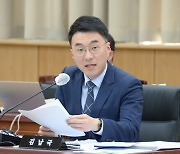 文이 서평 올리자...김남국 “눈치 없고 생각 없어, 신선놀음 그만”