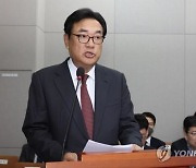 '나랑 집사람한테 전화하지마'..."윤 대통령, 명태균 끊었다"