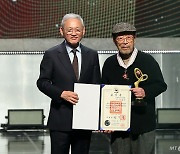 유인촌 "동료 김수미 선생 걸어온 길, 우리 대중문화가 걸어온 길"