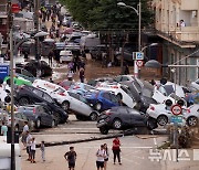 스페인 대홍수 사망자 158명으로 늘어…역대 최악 피해