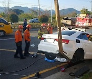 70대 운전자는 왜 작업자와 트럭을 발견하지 못했을까 [사건수첩]