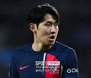 뭐? 이강인이 중국인? PSG "우리 강인 절대 지켜"→"사과 후 서포터 그룹에서 영구 제명"...마요르카와 다르네!