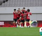 [GOAL 현장리뷰] ‘강상우 이적 후 첫 골’ 서울, 완델손에 실점하며 포항과 1-1 무승부