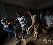 APTOPIX Spain Floods