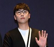 "성매매 아니면→세상이 억까" 이홍기 '최민환 앓이ing' 관객이 위로 [종합]