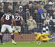 '손흥민 돌아왔는데'... 토트넘, 빌라에 0-1 뒤진 채 전반 마쳐