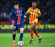 이강인, PSG 교체 투입…랑스에 1-0 승리로 리그1 무패 행진