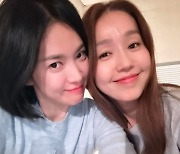 송혜교♥핑클 이진 도대체 무슨 사이? “늙지 않는 동안 친구의 사랑스러운 우정♥”