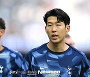 ‘손흥민 드디어 복귀→선발 명단’ 토트넘, 빌라전 라인업