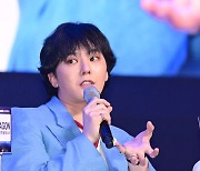 '컴백' 지드래곤, MV서 탄 외제차도 조카에게 "♥삼촌 선물" [Oh!쎈 이슈]