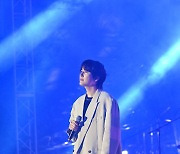 규현,'가을 밤과 잘 어울리는 무대' [사진]