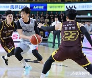 ‘이우석 21점’ 가드 싸움에서 앞선 현대모비스, 78-73 승…LG는 3연패 [현장리뷰]