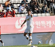 '변경준 1골 2도움' 서울E, 경남에 3-0 완승…PO 진출 확정