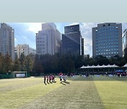 '♥이병헌' 이민정, 훌쩍 자란 9세 아들 축구 대회 관람