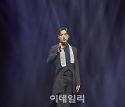 유호진, 단독 마술쇼 '오퍼스' 성황리에 마무리