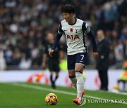 돌아온 손흥민, 시즌 3호 도움…애스턴빌라에 4-1 대승, 팀의 7위 도약 이끌다