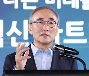 '자회사 전출 압박' 논란에‥KT 김영섭 대표 "불미스러운 일에 CEO로서 송구"